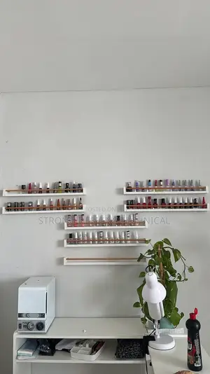 6 Pieces Manicure Nail Salon Display Shelves.