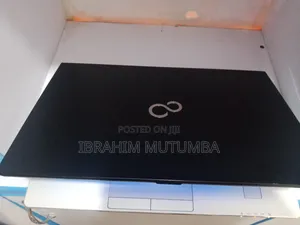 Laptop Fujitsu Lifebook E558 4GB Intel Core I5 HDD 500GB