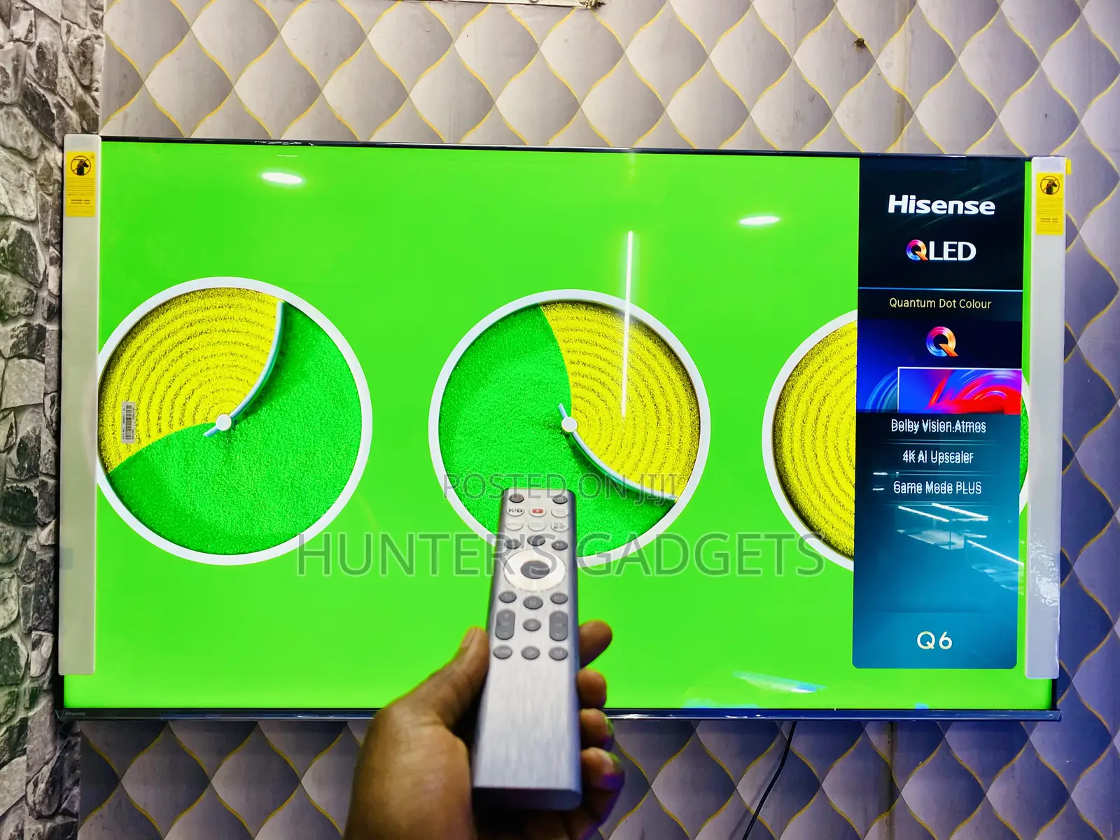 Hisense 65inch Smart Qled Tv Quantum Dot Colors New Model