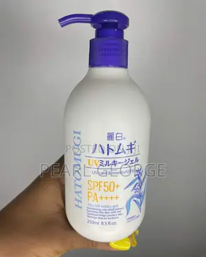 Hatomugi Sunscreen SPF 50 No White Cast 250ml Big Size