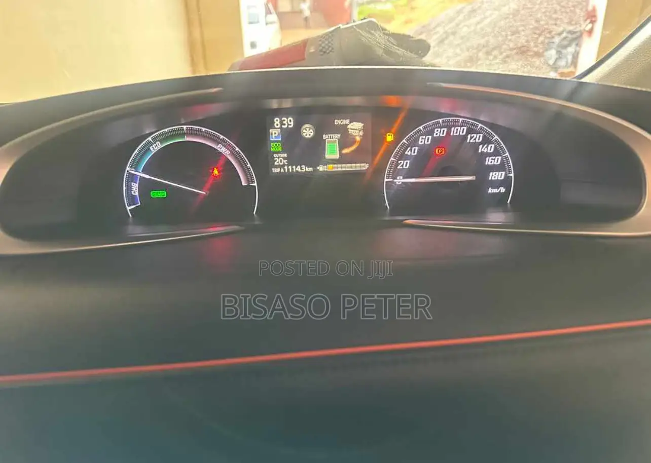 Toyota Sienta 1.5 Hybrid FWD (6-seater) 2016 Blue