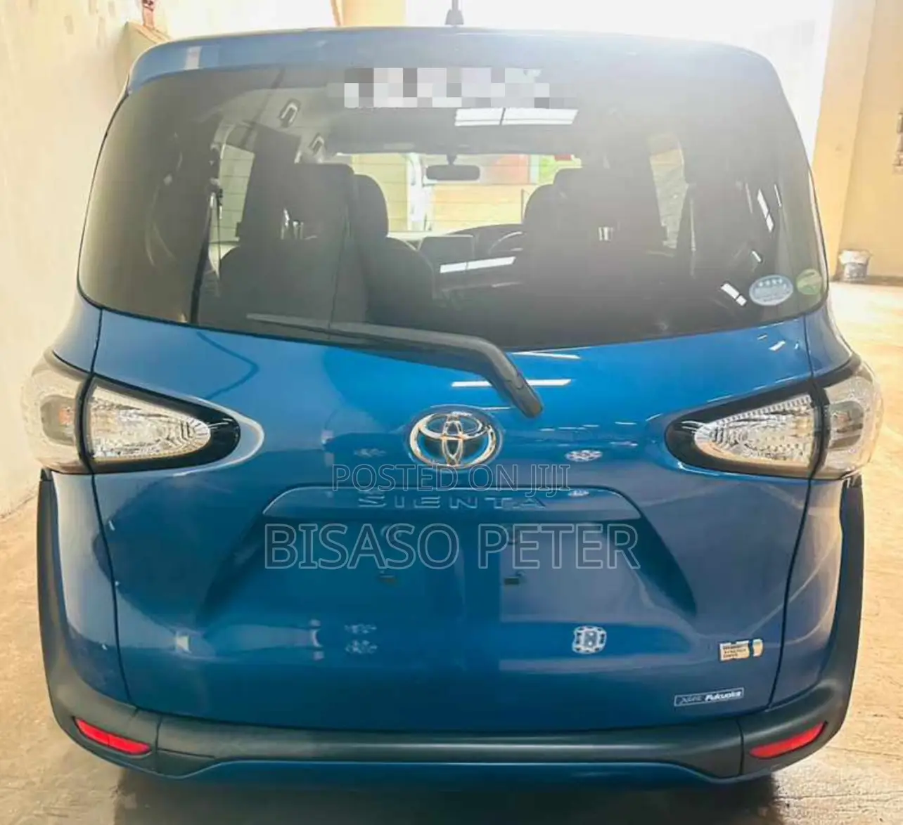 Toyota Sienta 1.5 Hybrid FWD (6-seater) 2016 Blue
