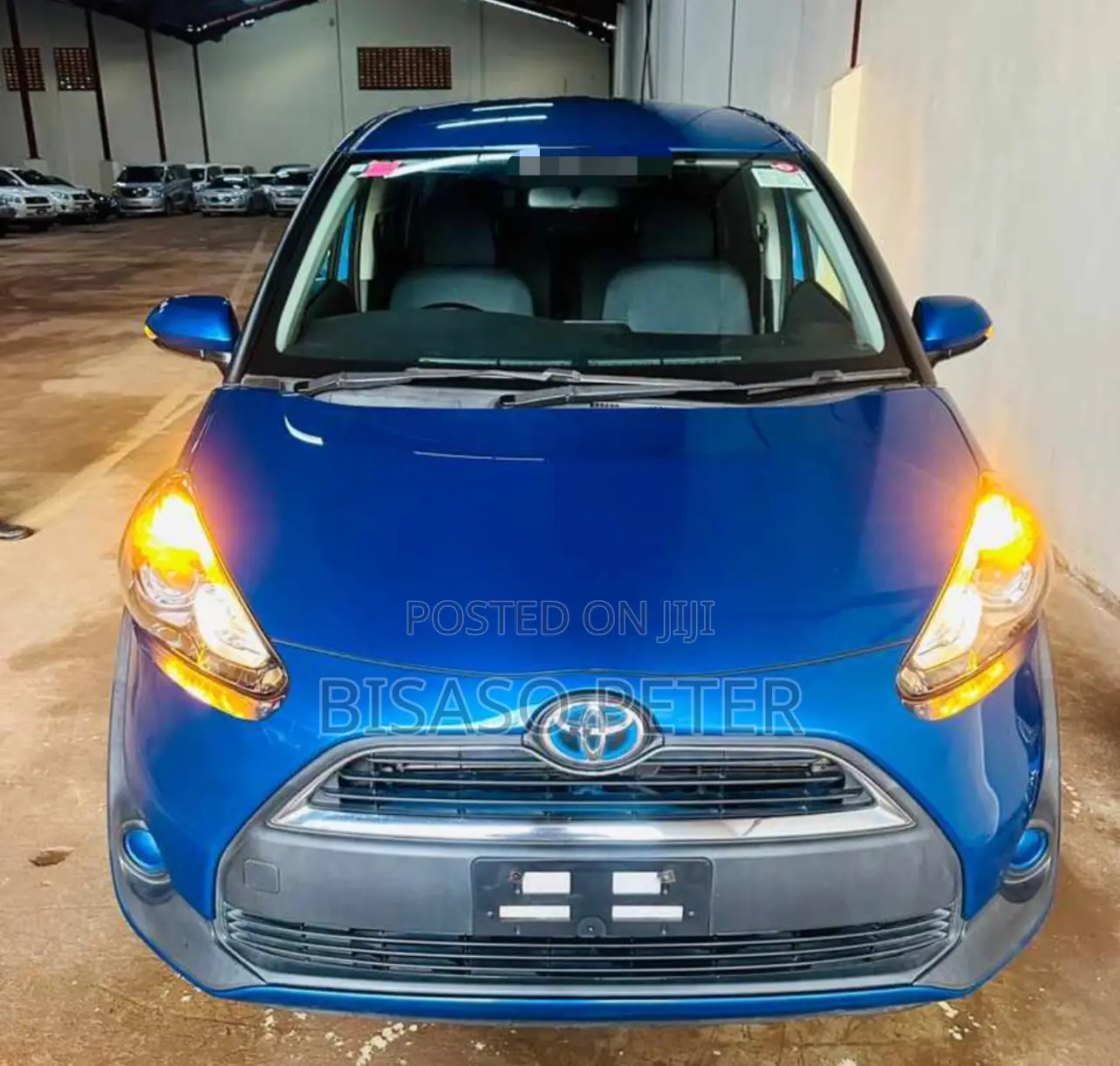 Toyota Sienta 1.5 Hybrid FWD (6-seater) 2016 Blue
