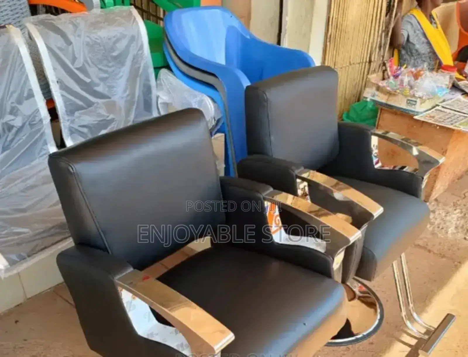 Saloon Chair Saloon Chair