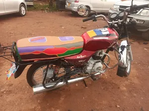 Bajaj Boxer 2019 Red