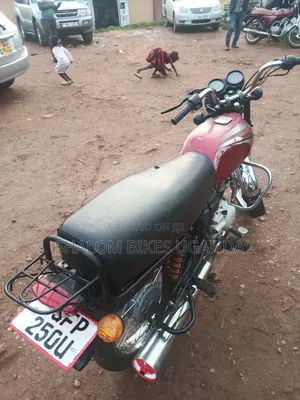 Bajaj Boxer 100 2023 Red