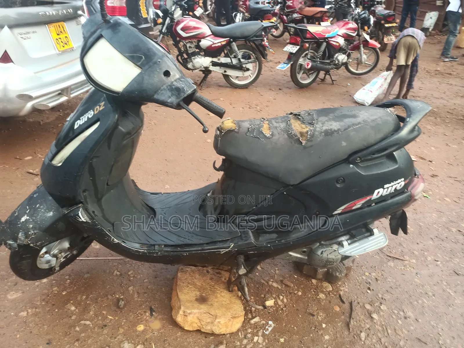 Mahindra Duro 2014 Black