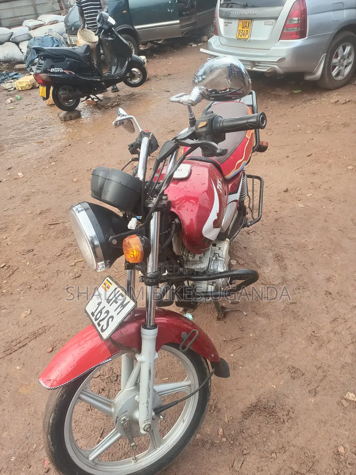 TVS HLX 125 2022 Red