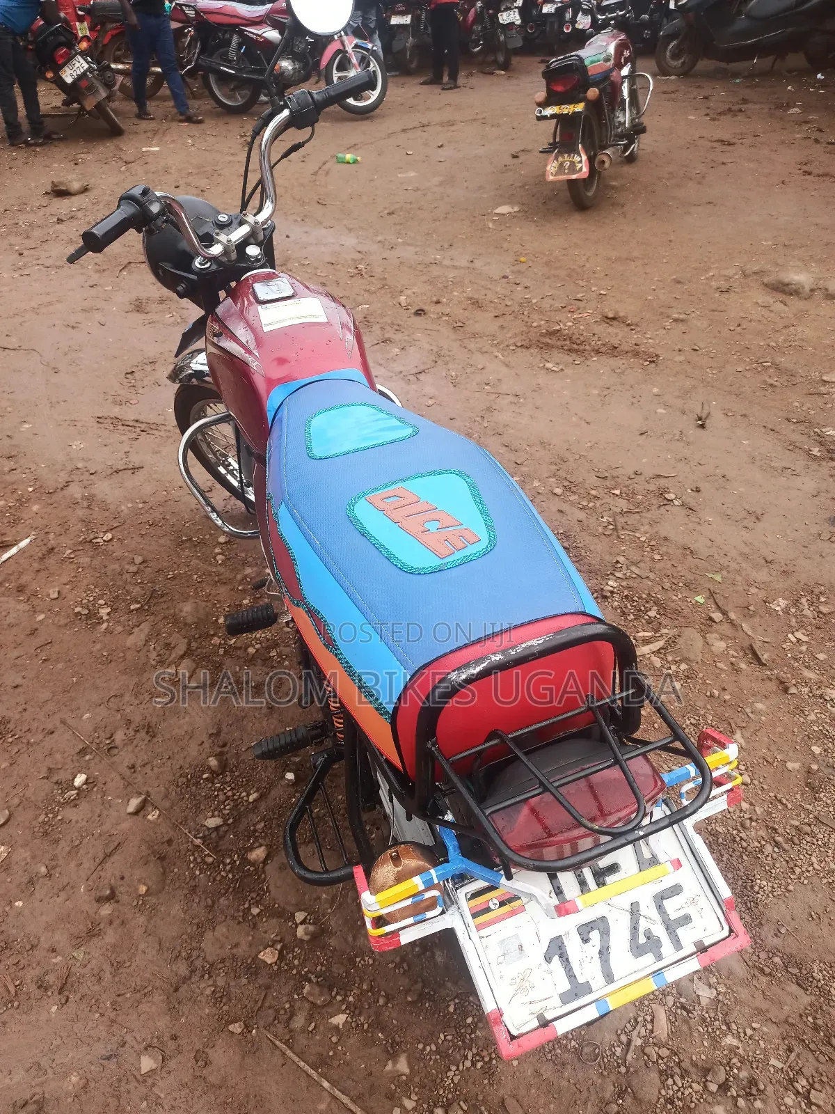 Bajaj Boxer 100 2022 Red