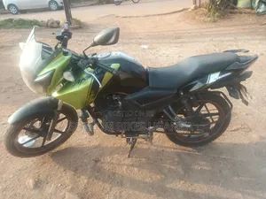 TVS Apache 160 4V 2019 Green
