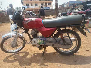 Bajaj Boxer 100 2022 Red