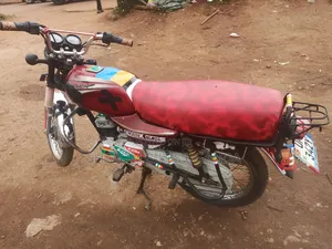 Bajaj Boxer 100 2023 Red