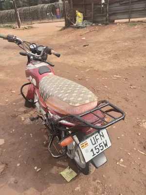 Bajaj Boxer 125 2022 Red