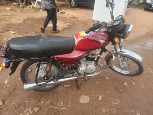 Bajaj Boxer 100 2017 Red