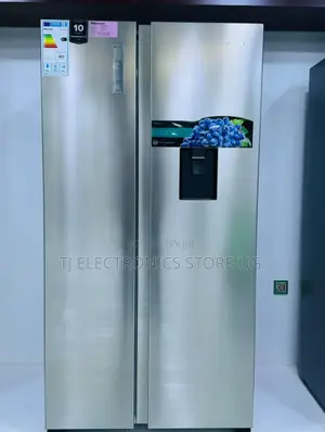 Hisense 670L Side by Side Door Fridge