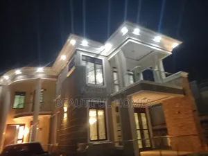 Furnished 7bdrm Mansion in Kira Corporate for sale