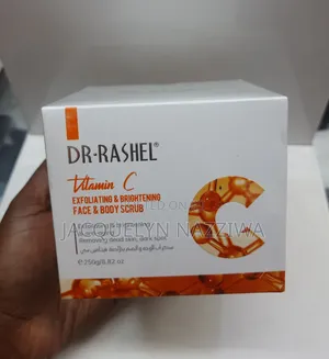 Photo - Dr.Rashel Vitamin C Exfoliating Brightening Scrub