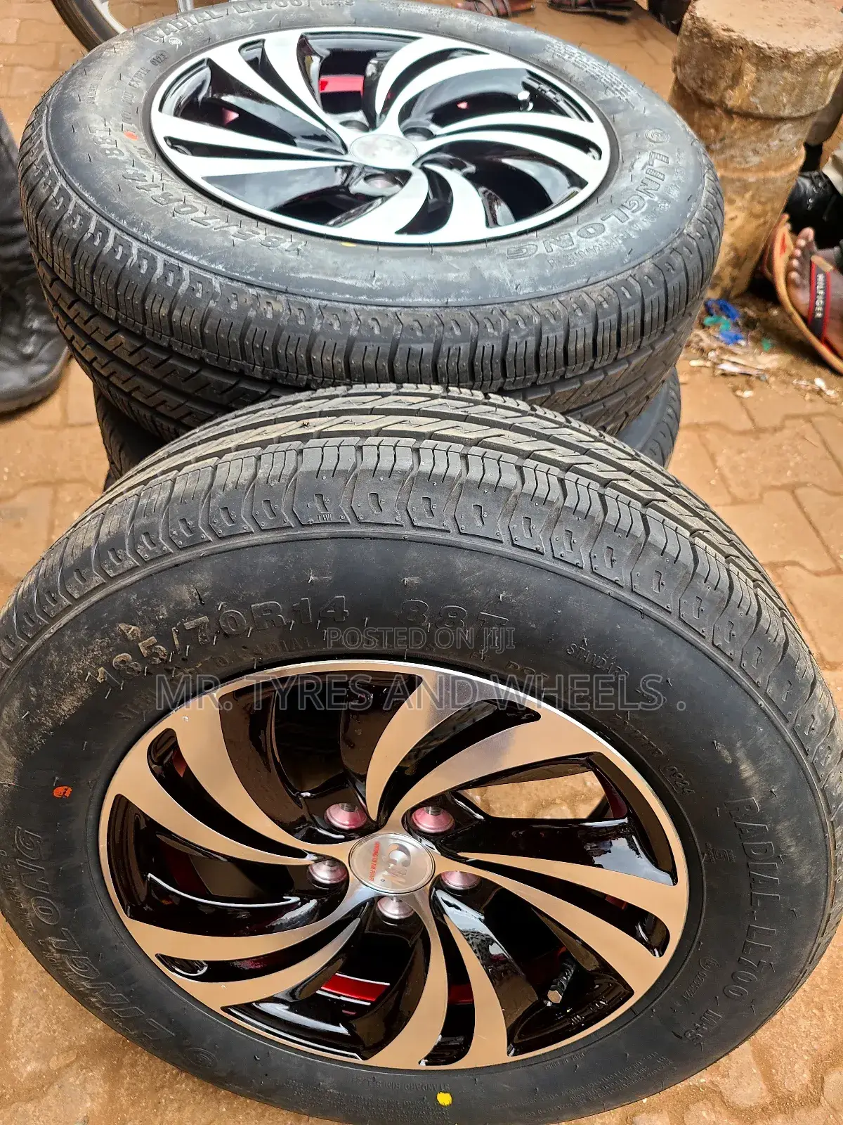 185 70 R14 + Sport Rims
