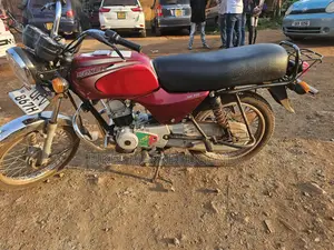 Bajaj Boxer 2024 Red