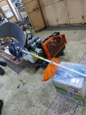Photo - Rice Harvester Brushcutter / Trimmer/ Weeder