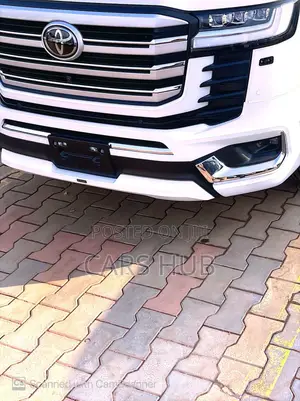 New Toyota Land Cruiser Prado 2023 Off white