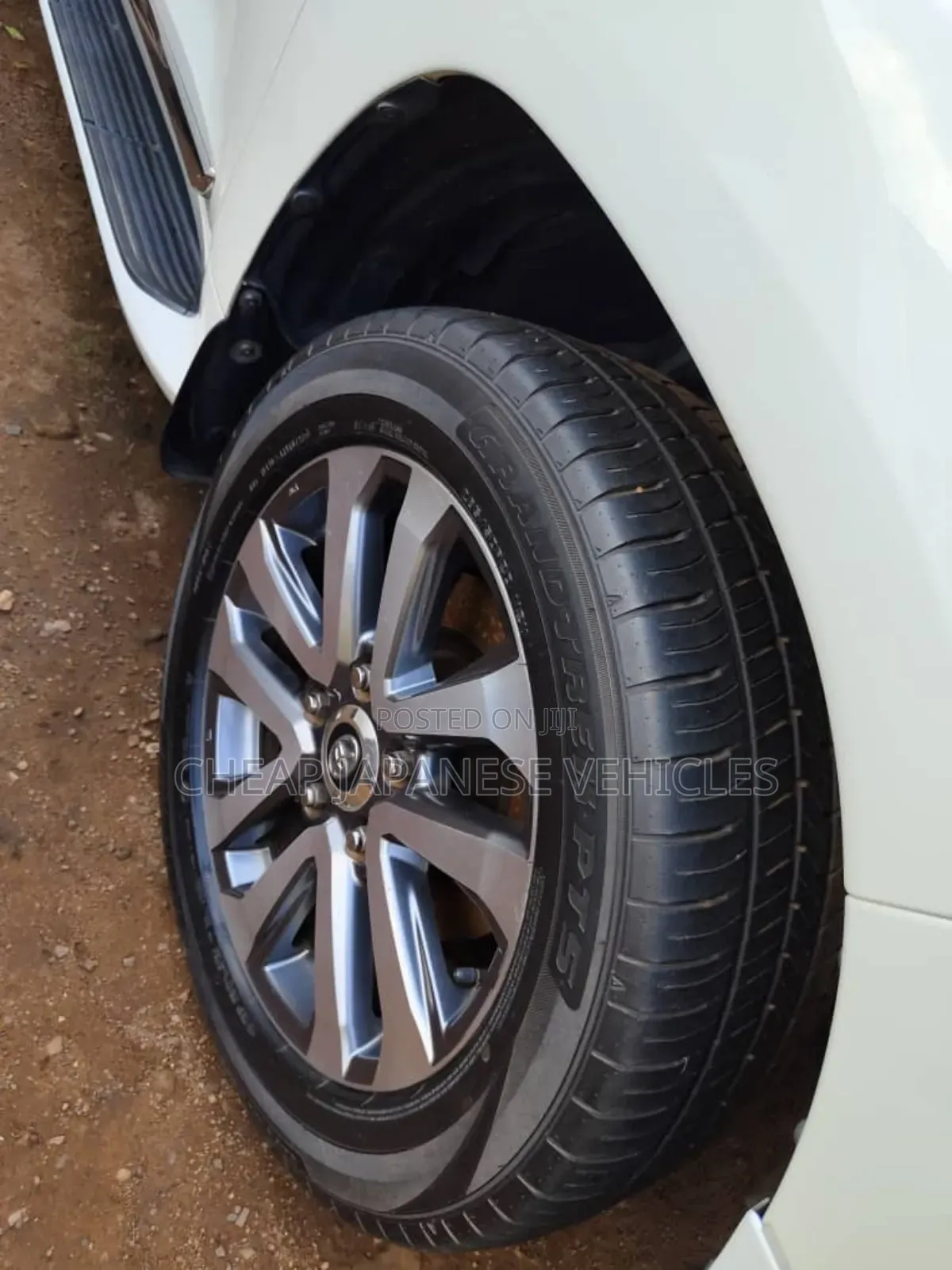 Toyota Land Cruiser 4.6 V8 ZX 2016 White