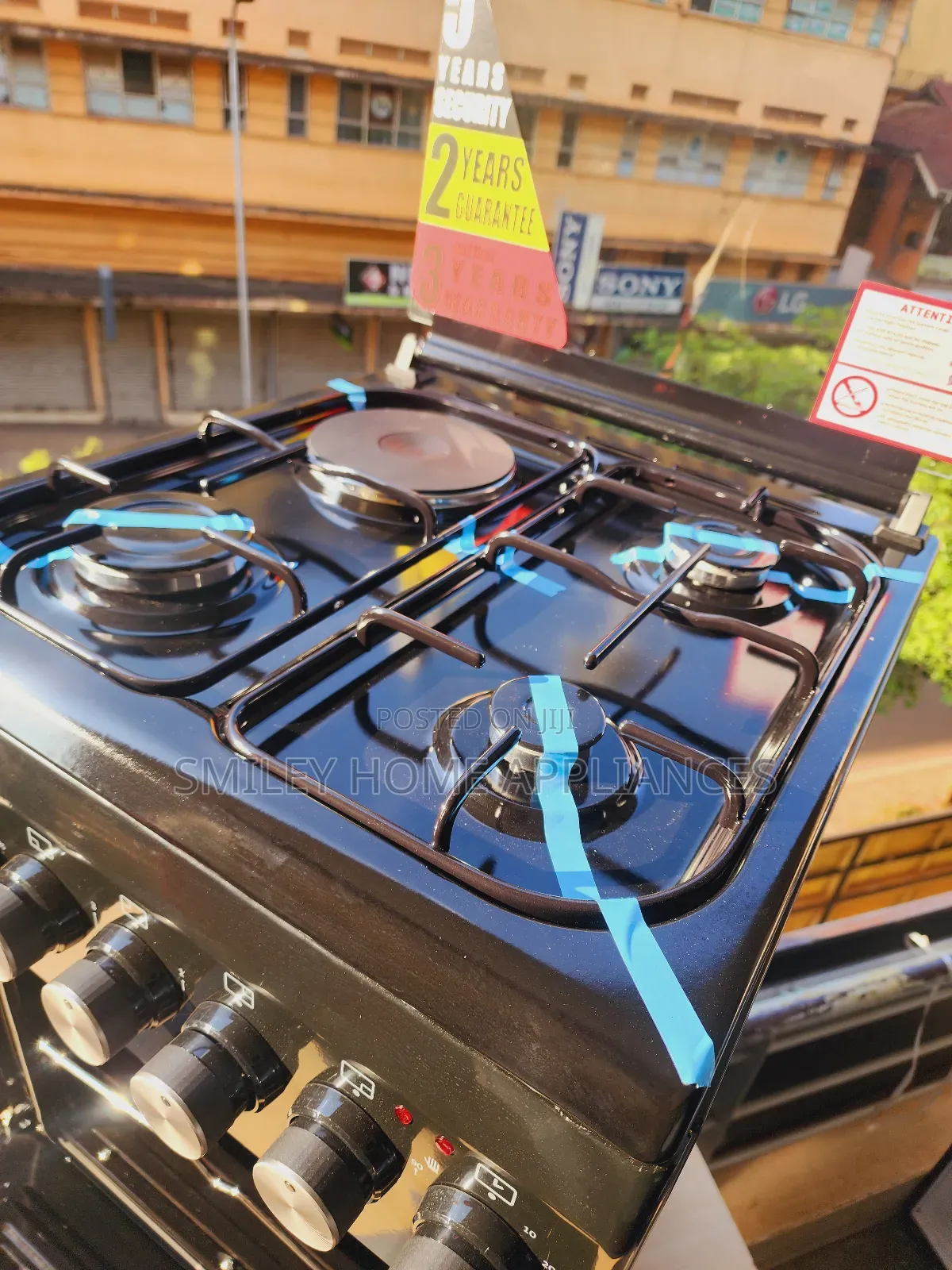 Brand New Blueflame 50cm by 60cm 3+1 Gas Cooker