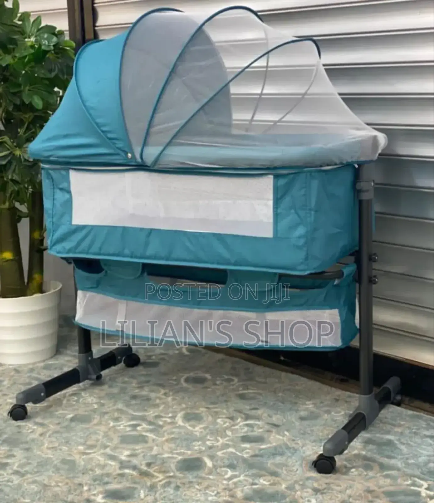 Multifunction Baby Bassinet With Wheels