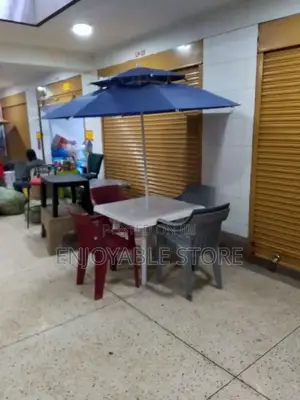 Bar/Restaurant Table,Chairs and Umbrella Set