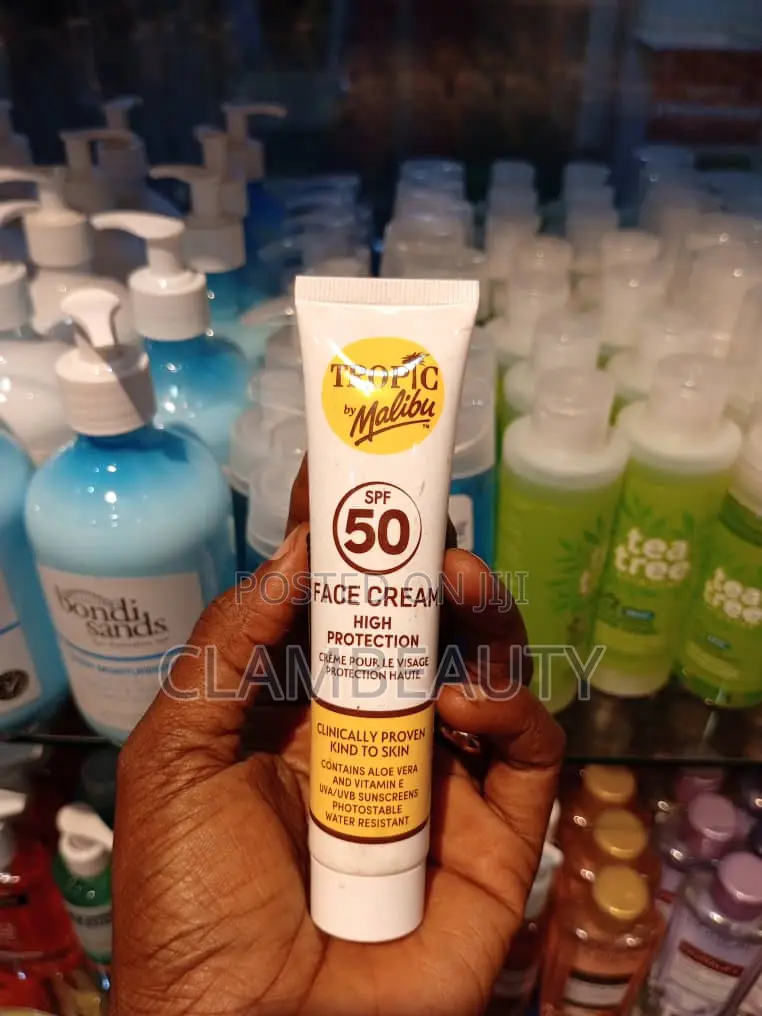Malibu Tropic Face Cream Anti Ageing Cream SPF50 40m