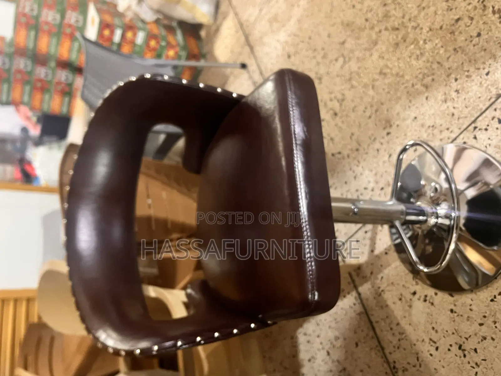 Executive Bar and Stool for Executive Lounge