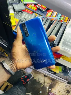 Vivo V15 256 GB Blue