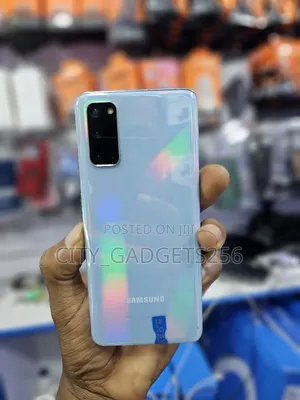 Photo - Samsung Galaxy S20 128 GB Blue