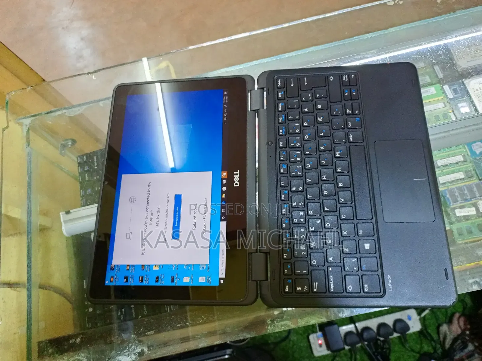 Laptop Dell Latitude 3189 4GB Intel Celeron SSD 128GB