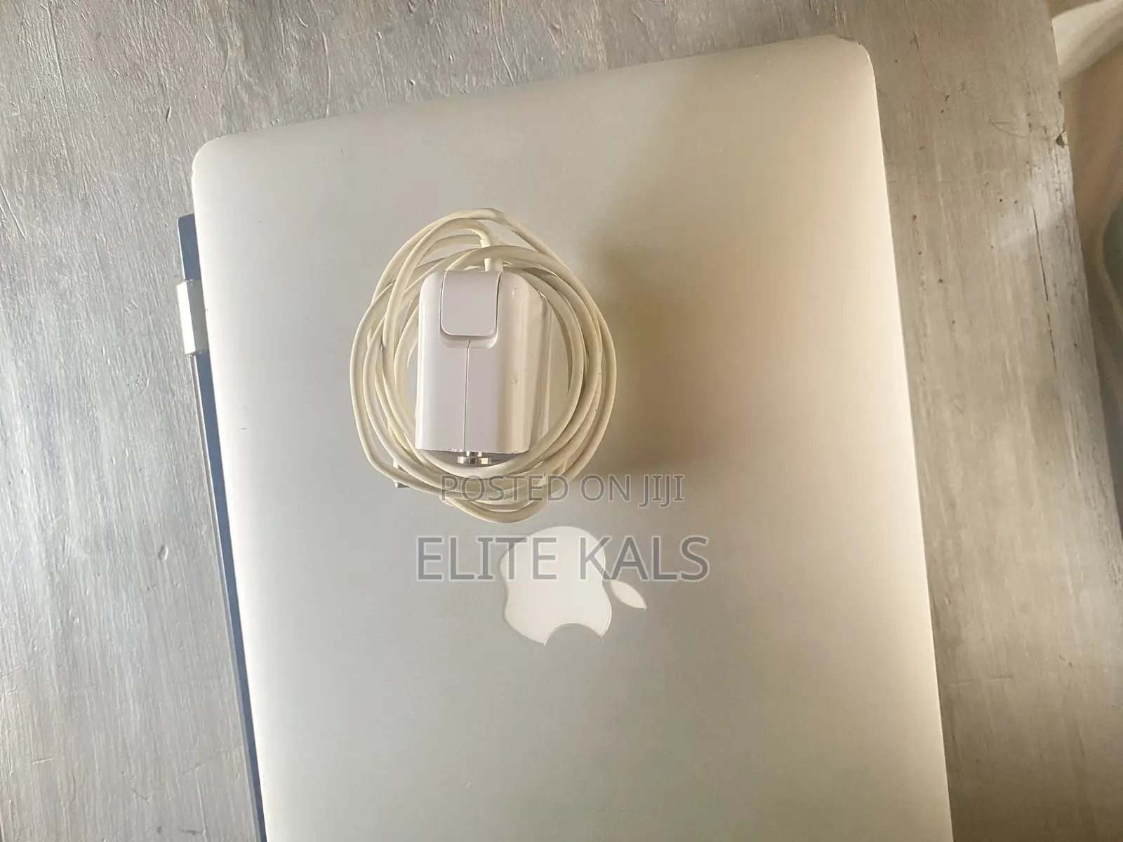 Macbook Chargers