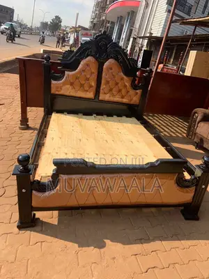 Pineapple Bed
