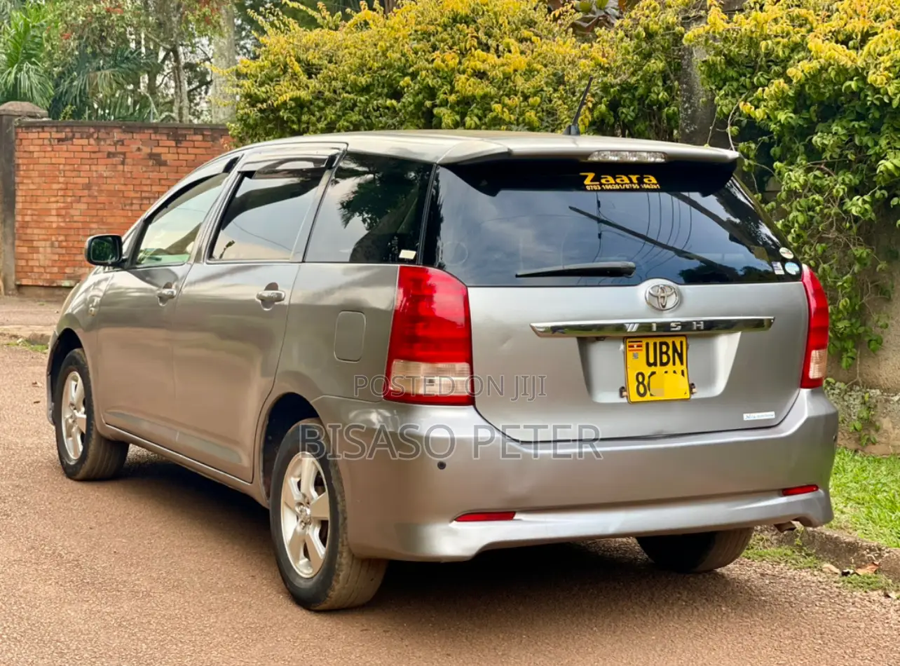Toyota Wish 2008 Gray