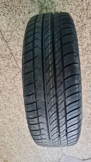 225/65r17 MRF Wanderer