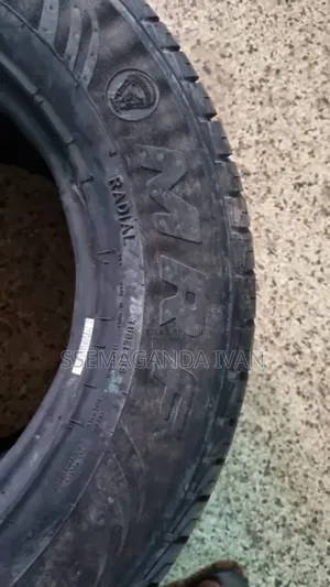 225/65r17 MRF Wanderer