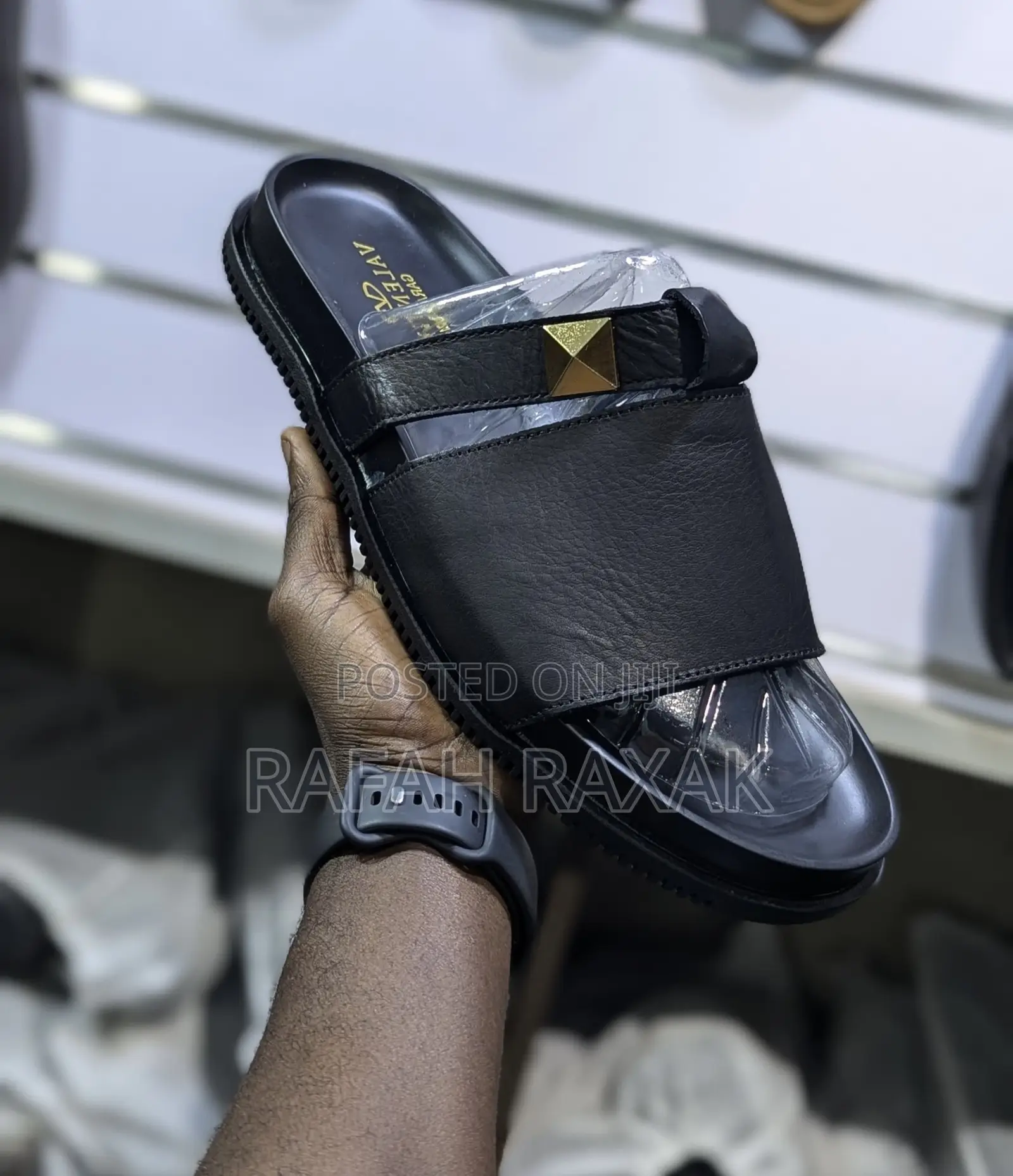 Original Classy Luxurious Valentino Garavani Push in Sandals