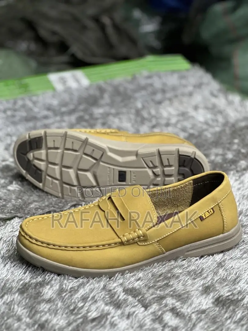 Original Yellow CAT Casual Premium Leather Light Moccasin