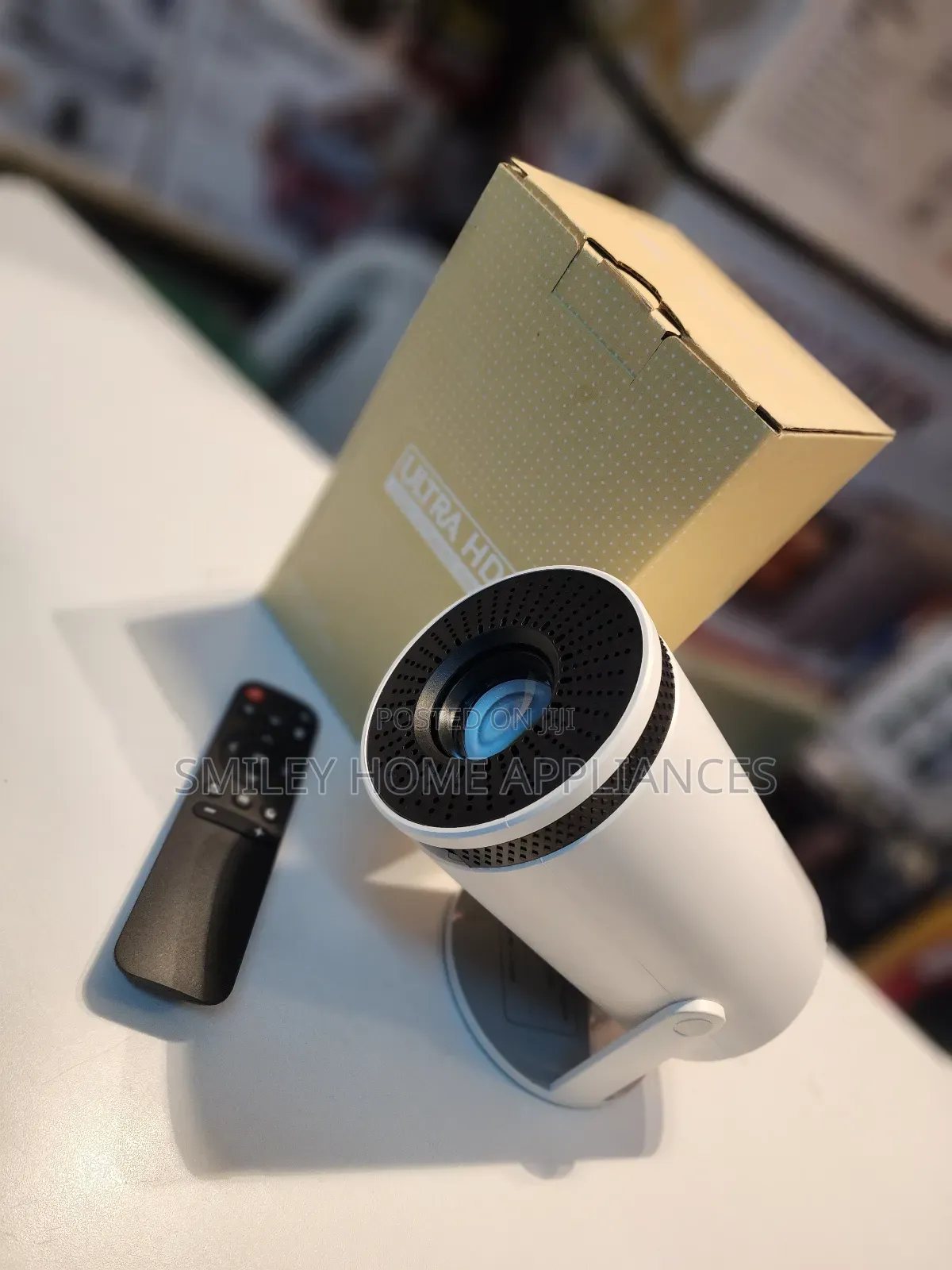 ULTRA HD Smart Projector