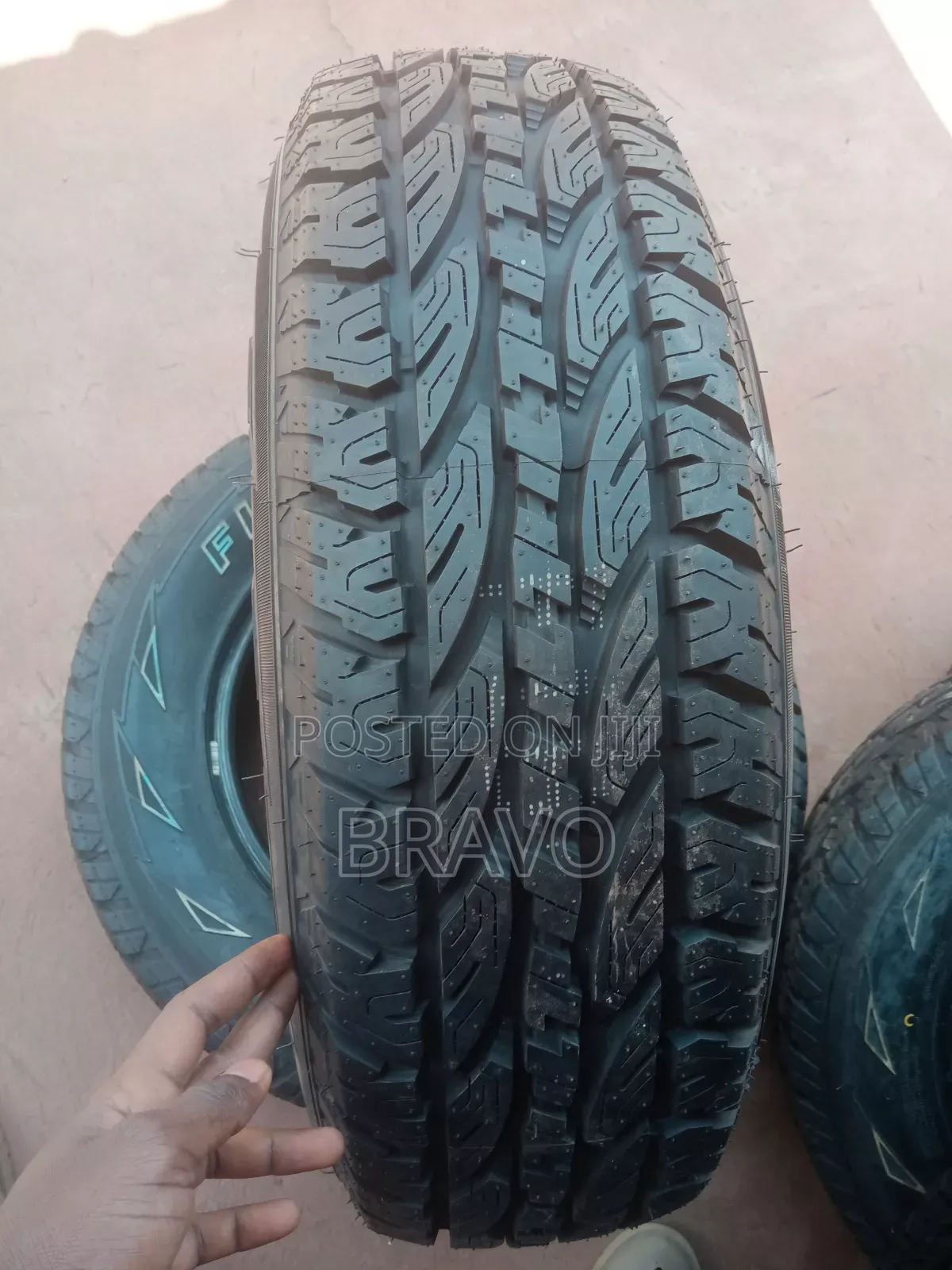 Tyres for Rav4, Alphard Size 16.