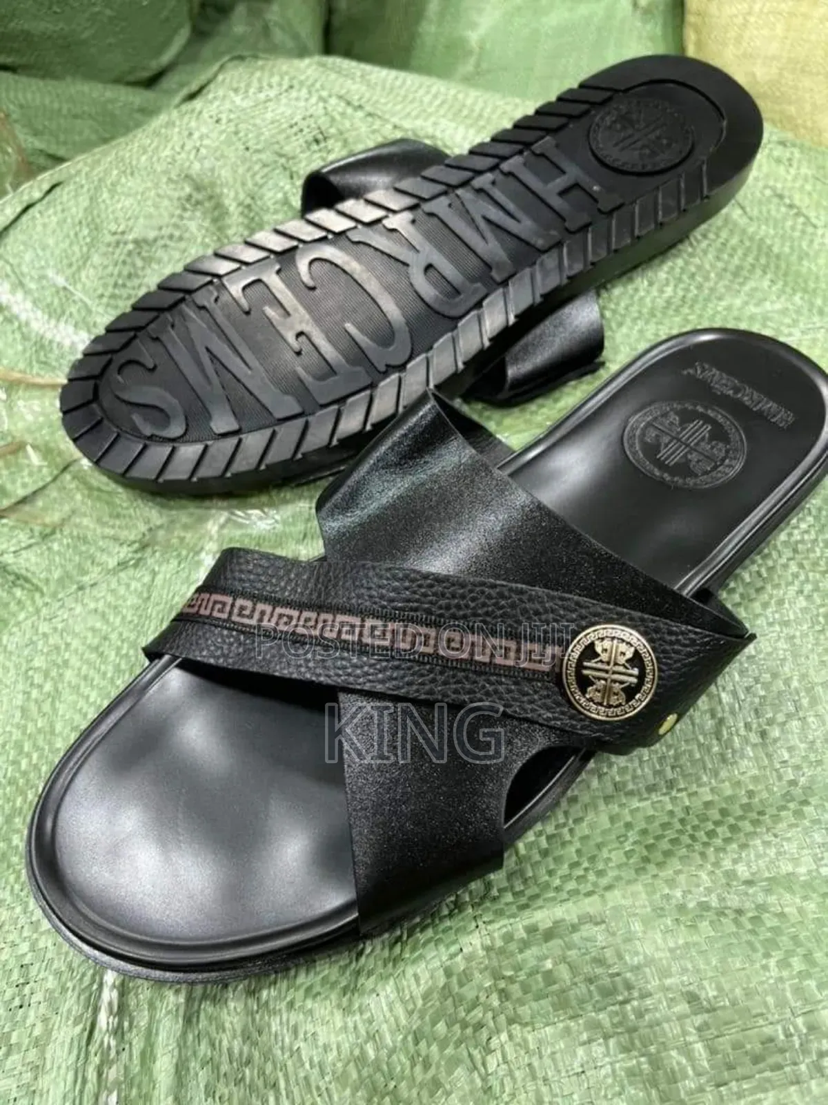 Hrcems Black Leather Sandals