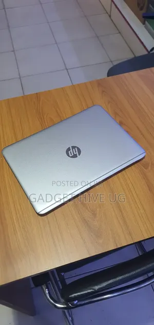 Photo - Laptop HP EliteBook Folio 1040 G3 8GB Intel Core I5 SSD 256GB
