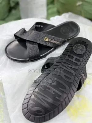 Hmrcems Cros Black Leather Sandals.