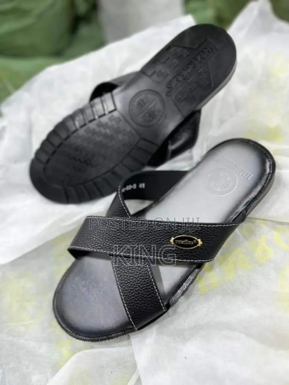 Cross Strap Men's Casual Sandals. Black