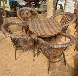 Photo - Rattan Chairs 4seaters