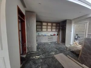 Furnished 4bdrm Duplex in Kira for sale