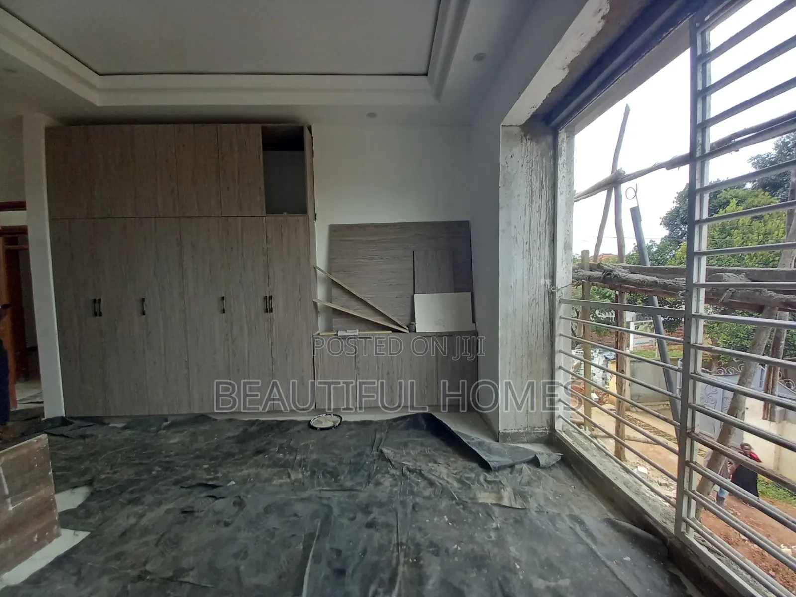 Furnished 4bdrm Duplex in Kira Posh for sale